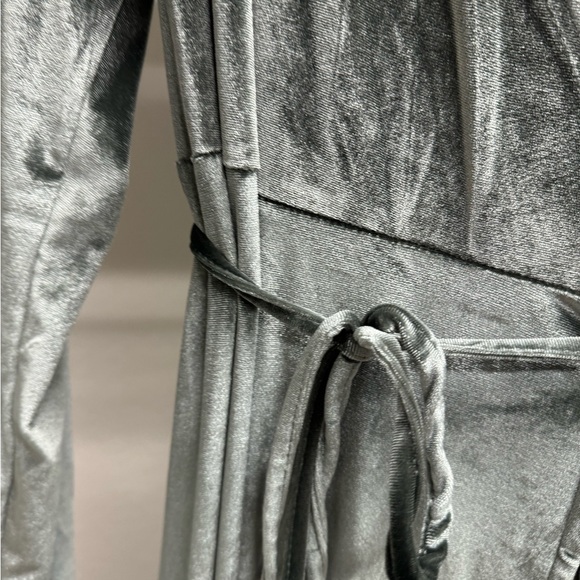 Baltic Born NWT* Baltic Born | Esmerelda Velvet Wrap Maxi Dress | Eucalyptus - Picture 5 of 6